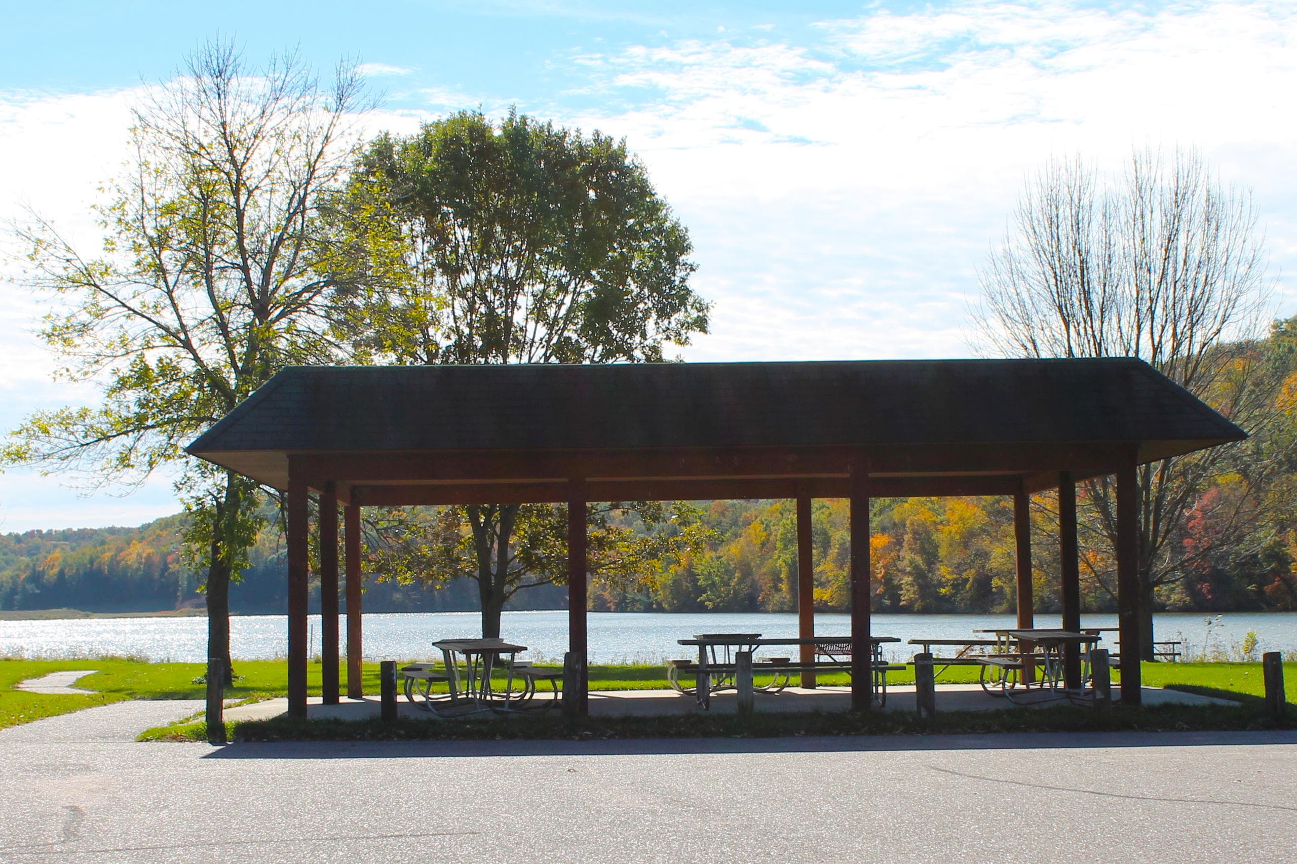 Outdoor Shelter Rental at White Mound for Scenic Gatherings