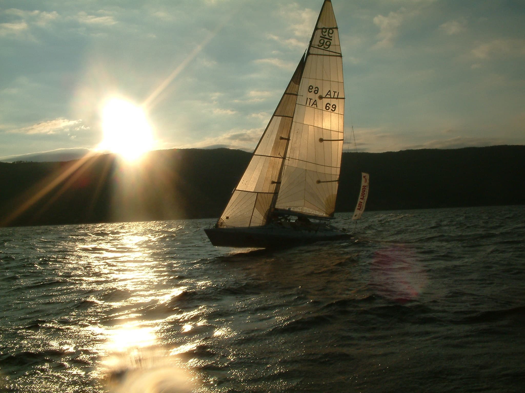 Water Activities: Lake Garda Sailing with Go-Sail
