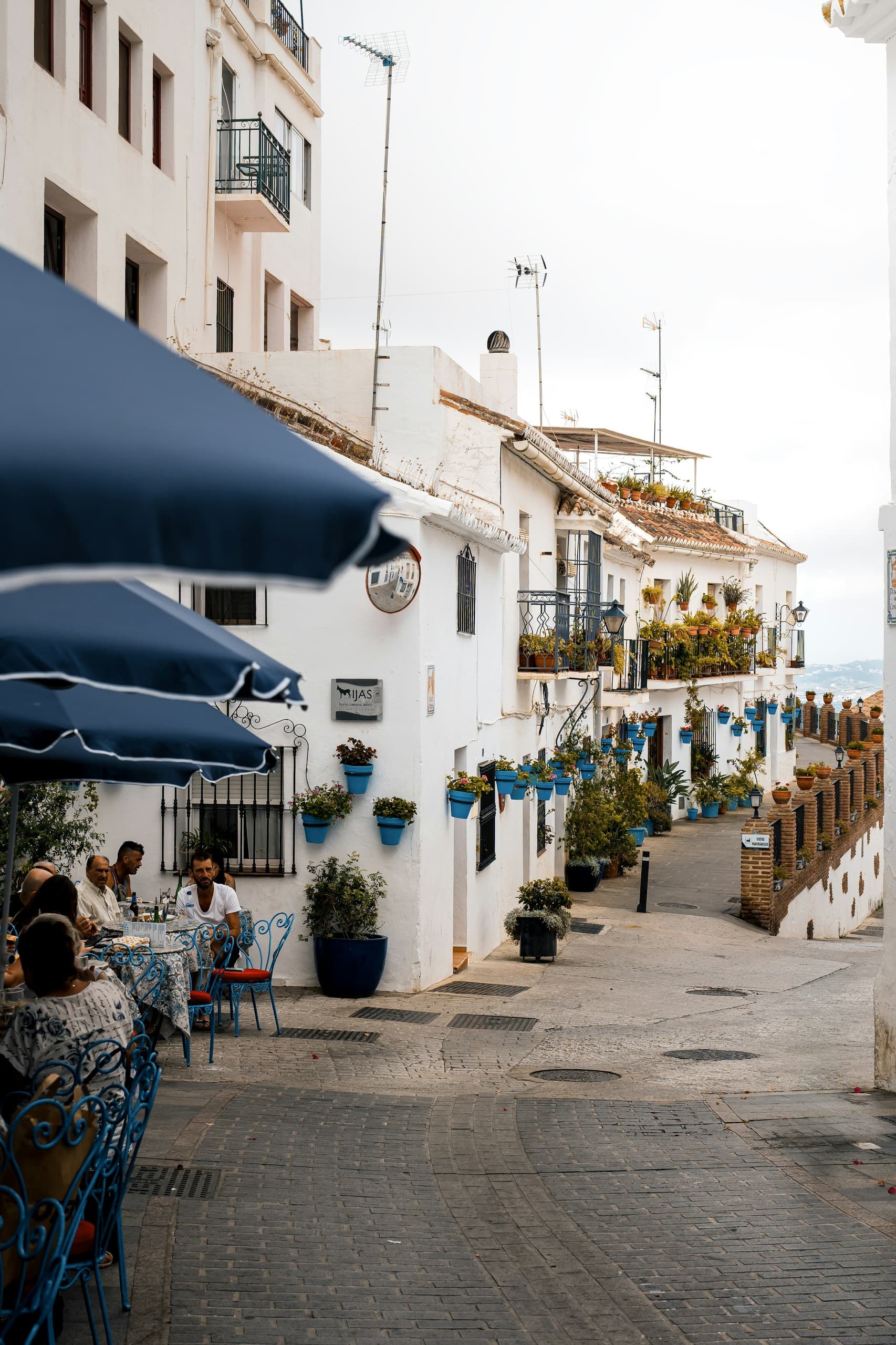 Costa del Sol in One Day: Torremolinos to Mijas, Benalmádena, Puerto Banús & Marbella