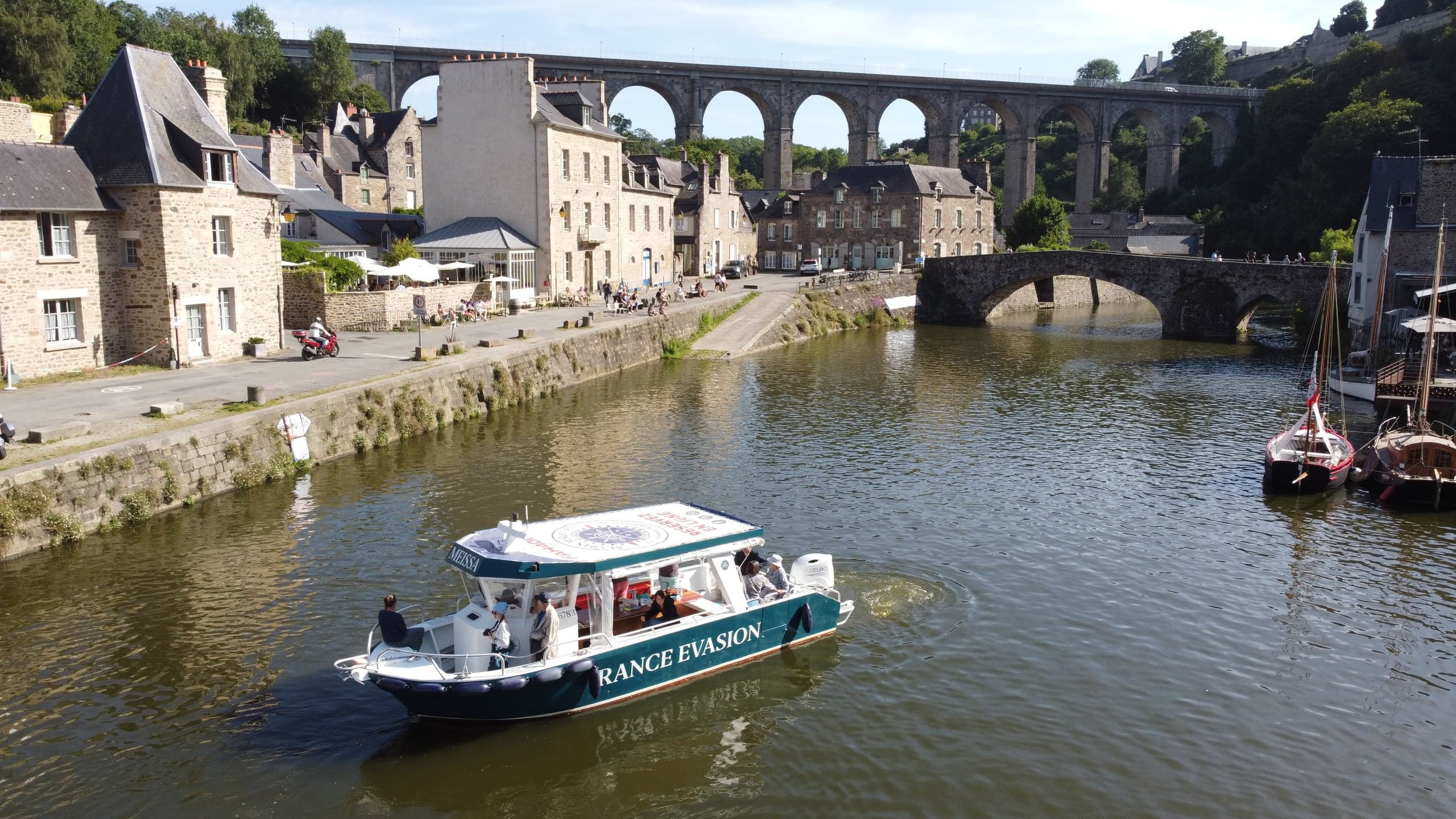 Découverte du Canal | Boat Tour in Saint-Samson-sur-Rance | Sightseeing Tour, History Tour, Wildlife, Eco Tour