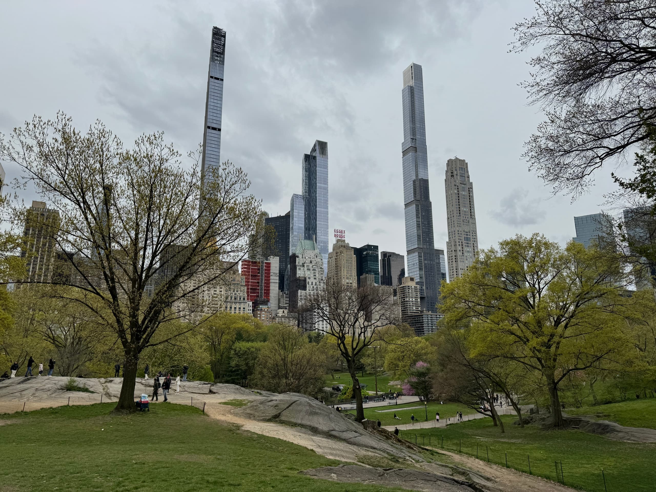 Architectural Walking Tour with Build Tours in New York City's Upper East Side