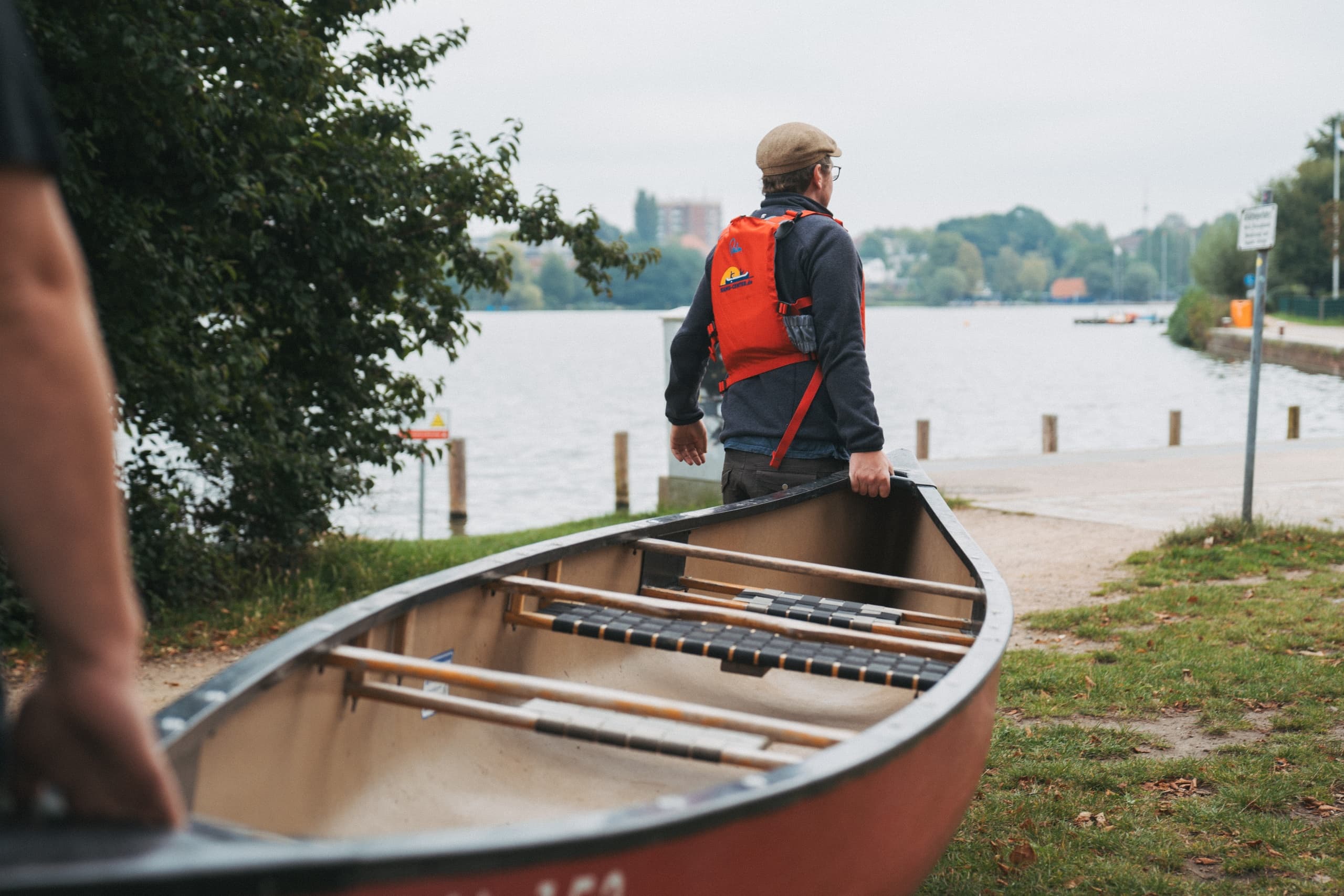 Paddle Lübeck’s Mini Wakenitzrunde: 2-Hour Canoe Tour Past Holstentor