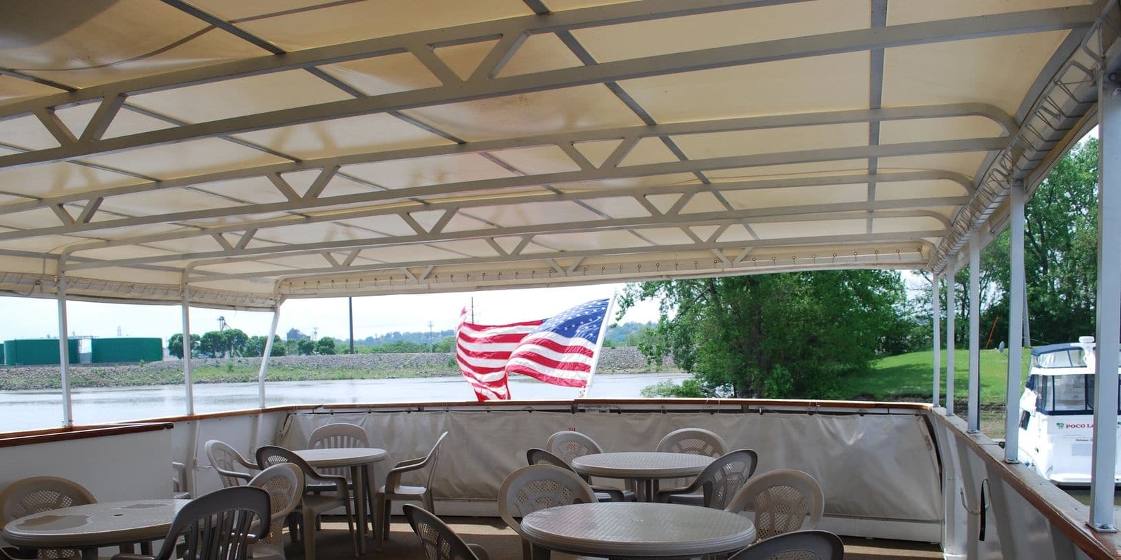 Happy Hour Cruise on the Mississippi with American Lady Cruises