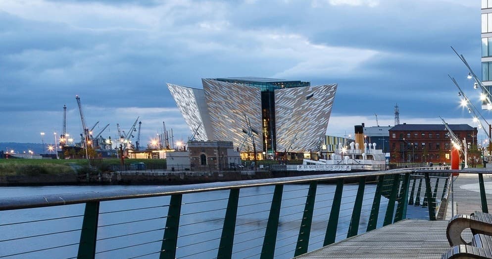 Belfast Half Day Private Tour with Giants Causeway Tours