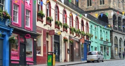 Experience Edinburgh with Edinburgh Tour Guide