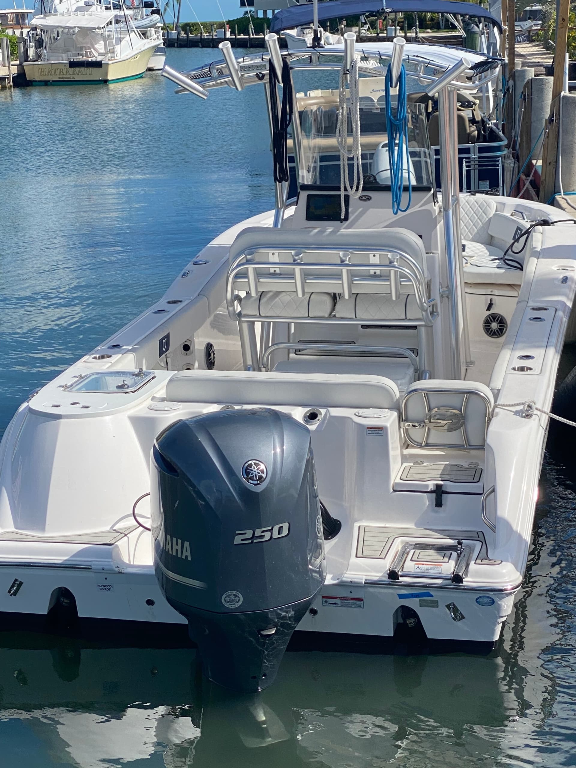 Boat Adventures with Captain Pip’s in Marathon, Florida