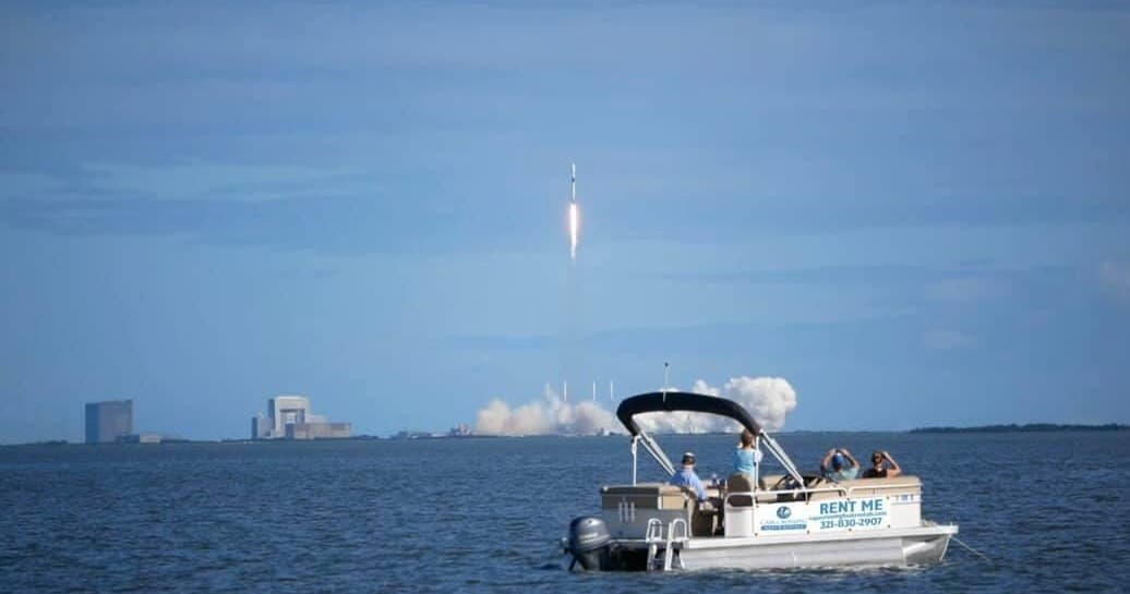 8 Passenger Pontoon Rentals in Merritt Island, Florida