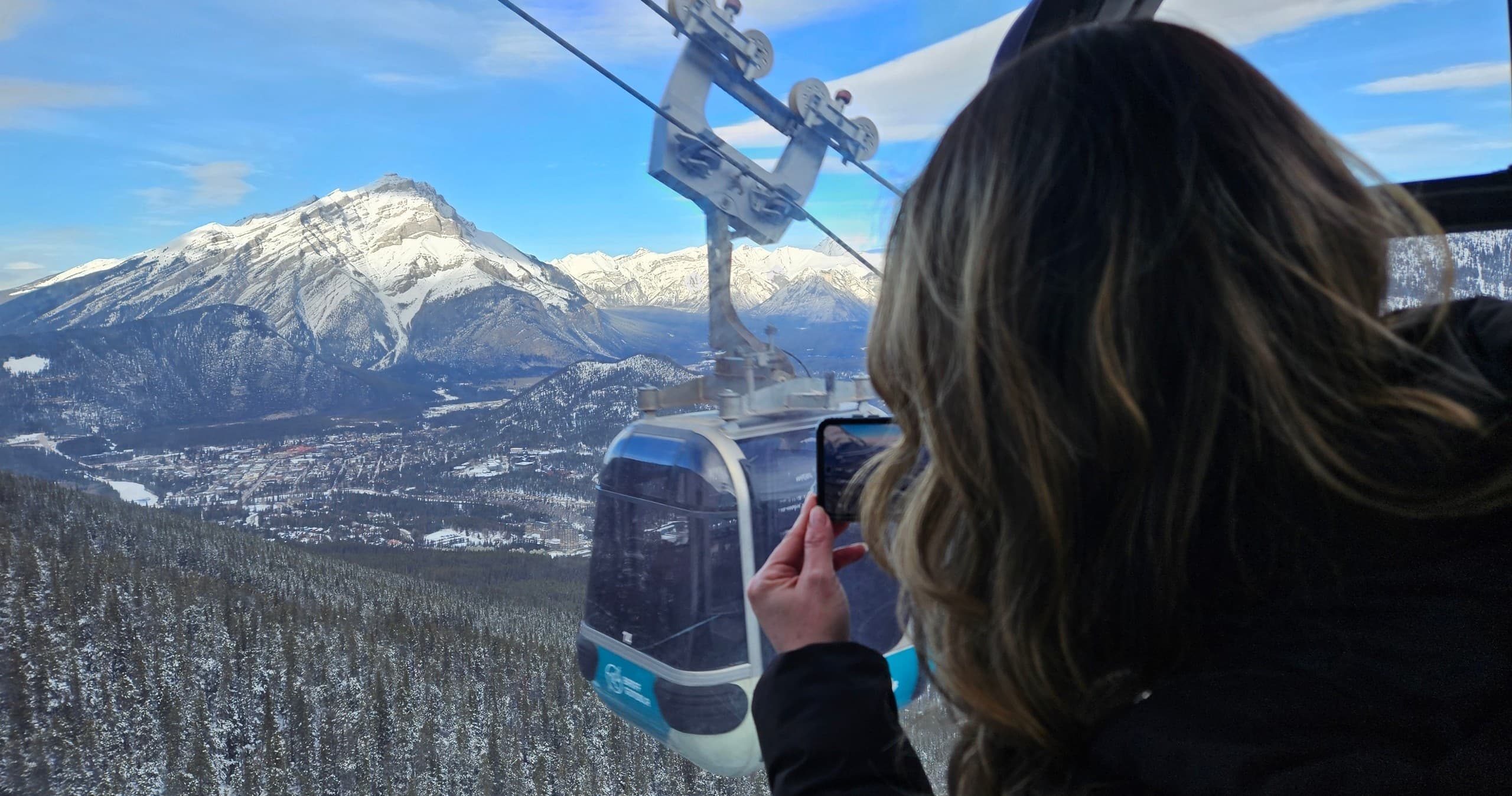 Outdoor Adventures with Banff Day Trips: Best of Banff & Gondola in Alberta