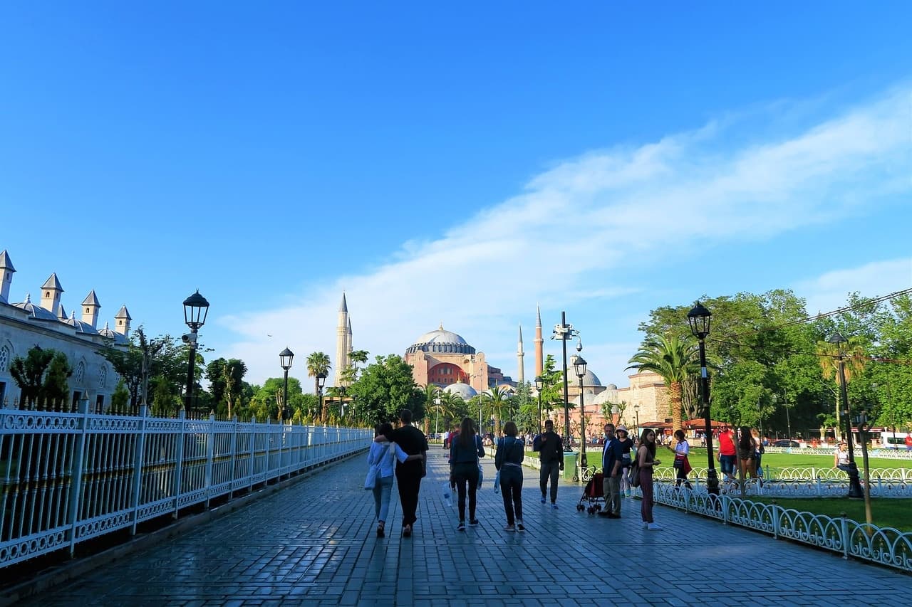 Historic Guided Tour of Hagia Sophia & Basilica Cistern