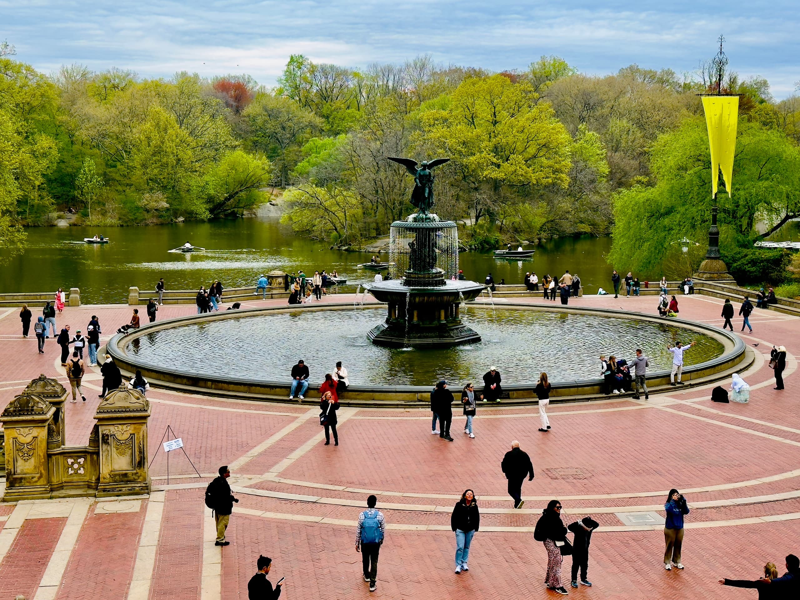 Classic Central Park Pedicab Tour: One-Hour Ride Past Bethesda Fountain, Bow Bridge & Strawberry Fields photo 1