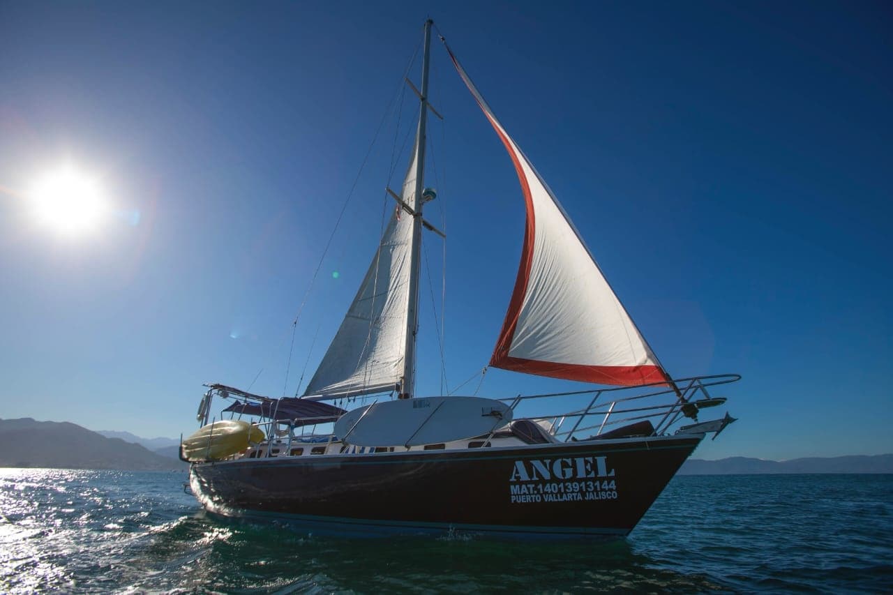40' Angel Sailboat Charters with Jet's Private Boat Tours