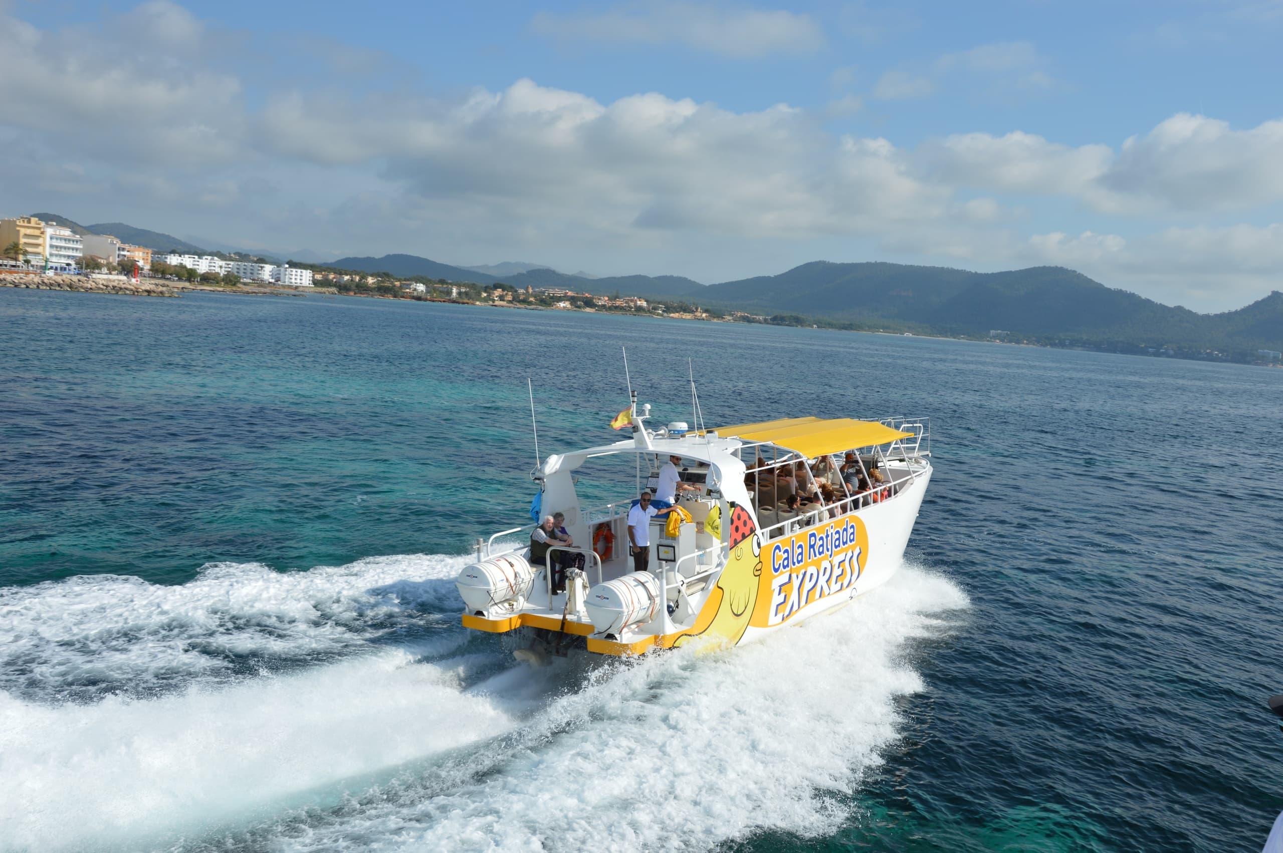 Explore Cala Ratjada by Boat: Scenic Sailing from Cala Millor to Canyamel Bay