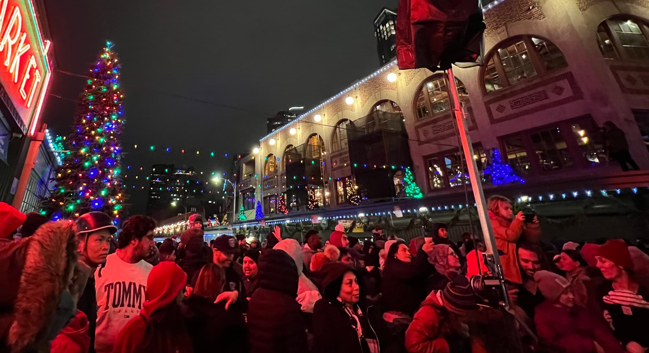 Festive Flavors of Pike Place Market: A Seattle Holiday Food Tour