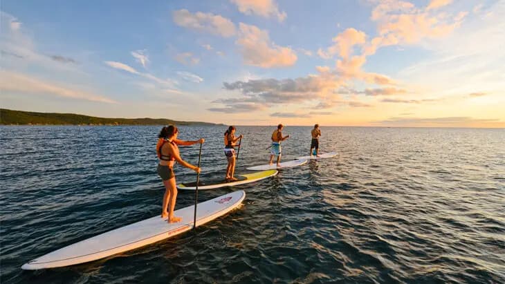 Peoa SUP Tour: Guided Two-Hour Stand-Up Paddleboard on a Mountain Lake