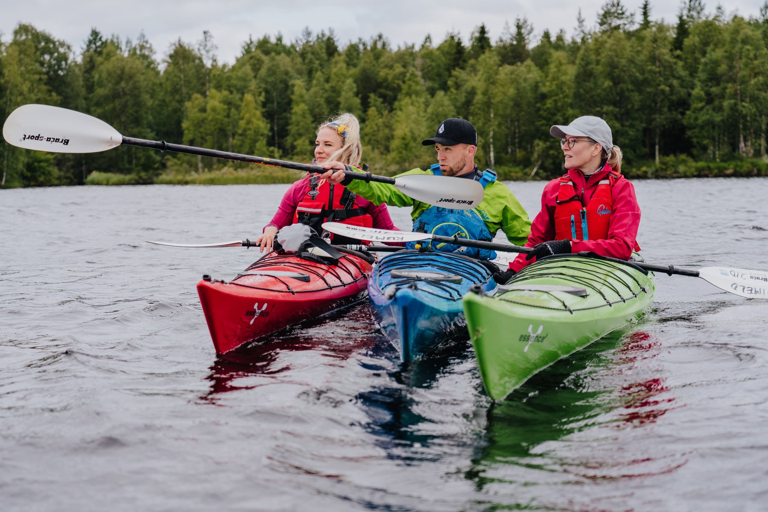 Kayaking Lapland’s Lakes with Apukka Resort in Rovaniemi