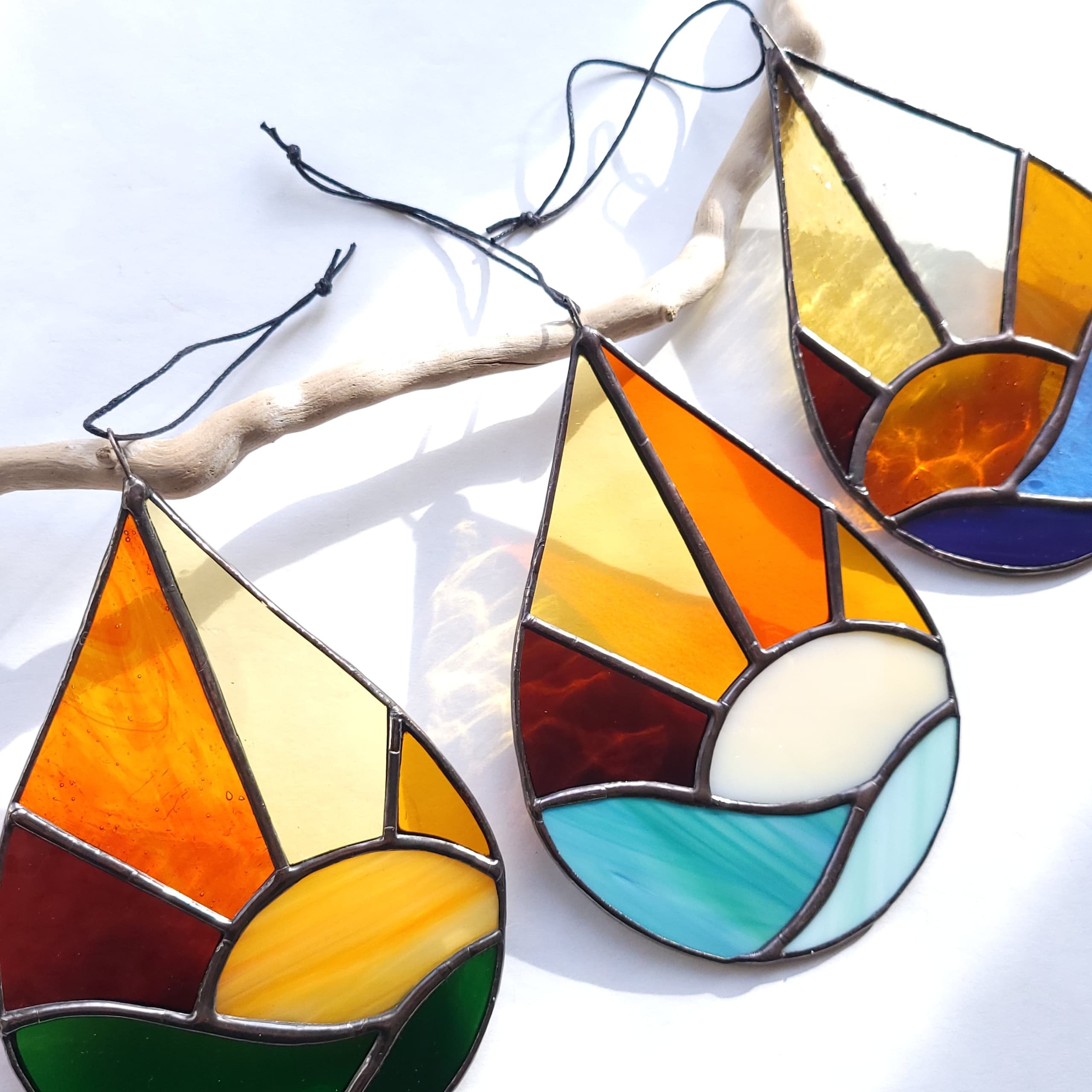 Sunrise Stained Glass Workshop at Parkwood Estate — Hands-On Suncatcher Class in Oshawa photo 1