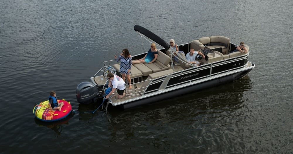 Water Activities at Moose Landing Marina: Power Boating & More