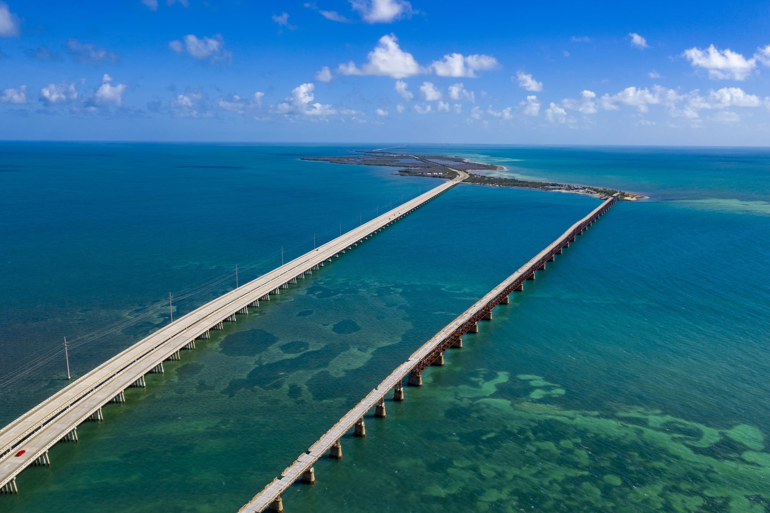 Guided Bus and Boat Tour to Key West from Florida