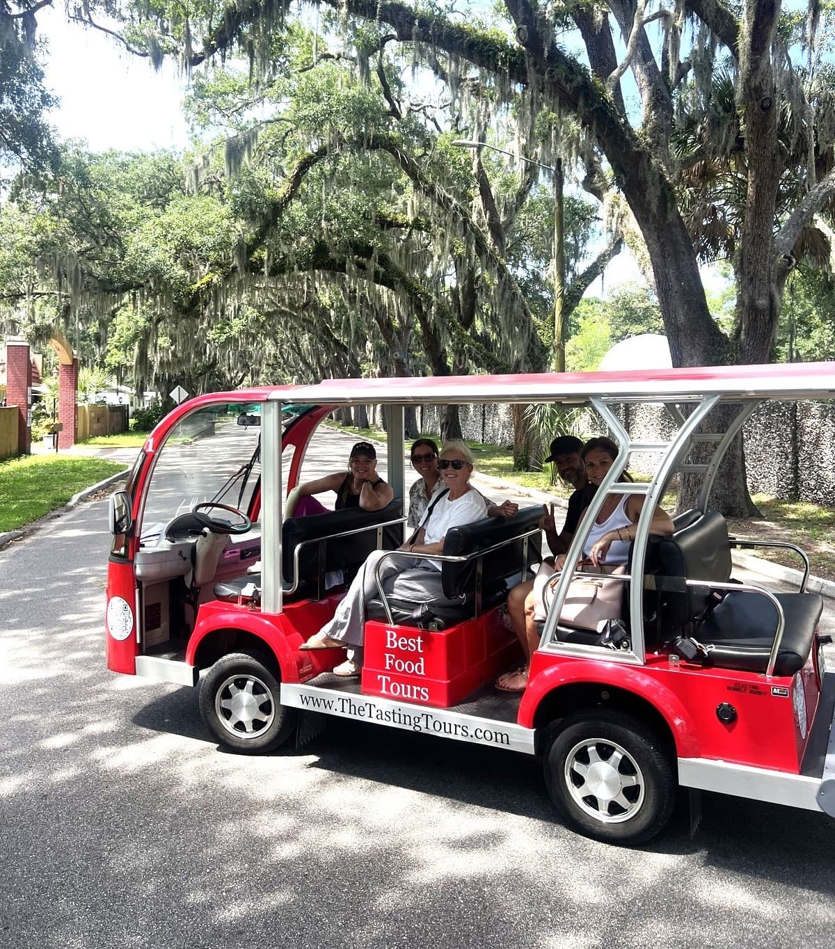 Explore St. Augustine’s Culinary Delights on the Wine & Dine Rolling Tour