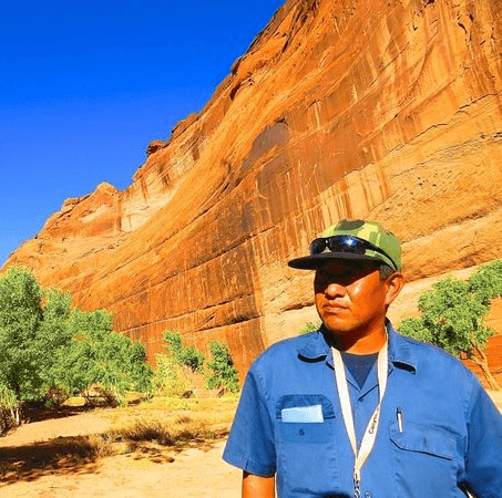 Dineh Guided Canyon de Chelly Hiking Tours — Navajo Stories & Spider Rock Hikes photo 4