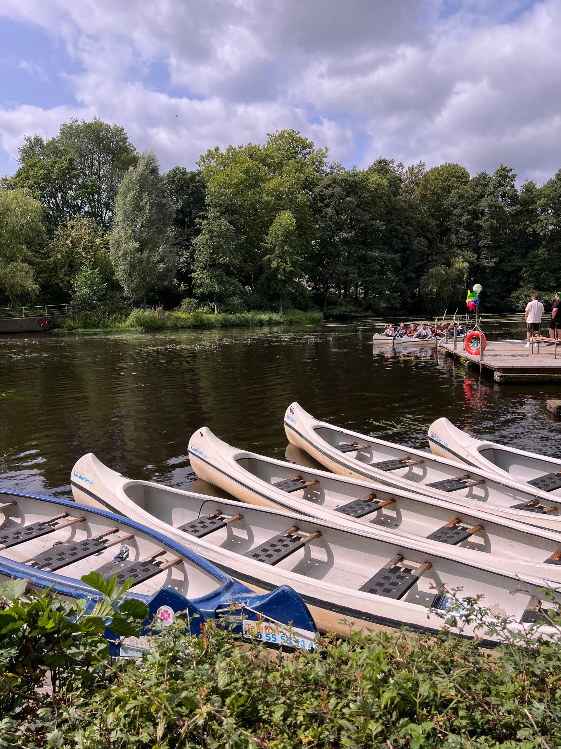 Villen-Romantik Paddeltour auf der Alster: Canoe the Elegant Canals of Hamburg