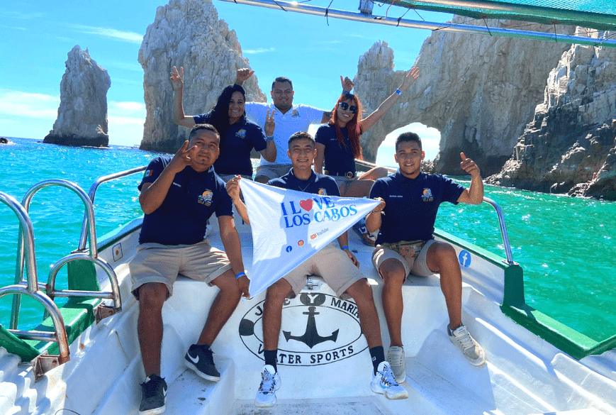 Glass-Bottom Boat Tour with I Love Los Cabos
