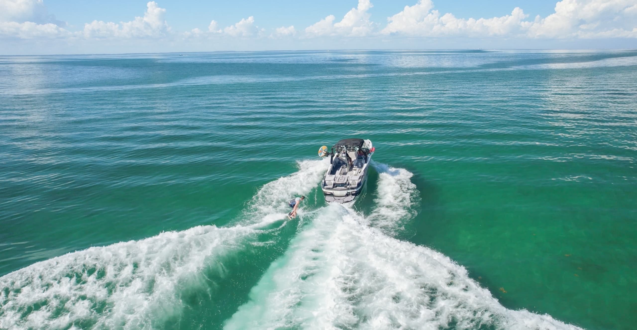 Open Wakesurf Social on Biscayne Bay - Coconut Grove Group Wakesurfing photo 3