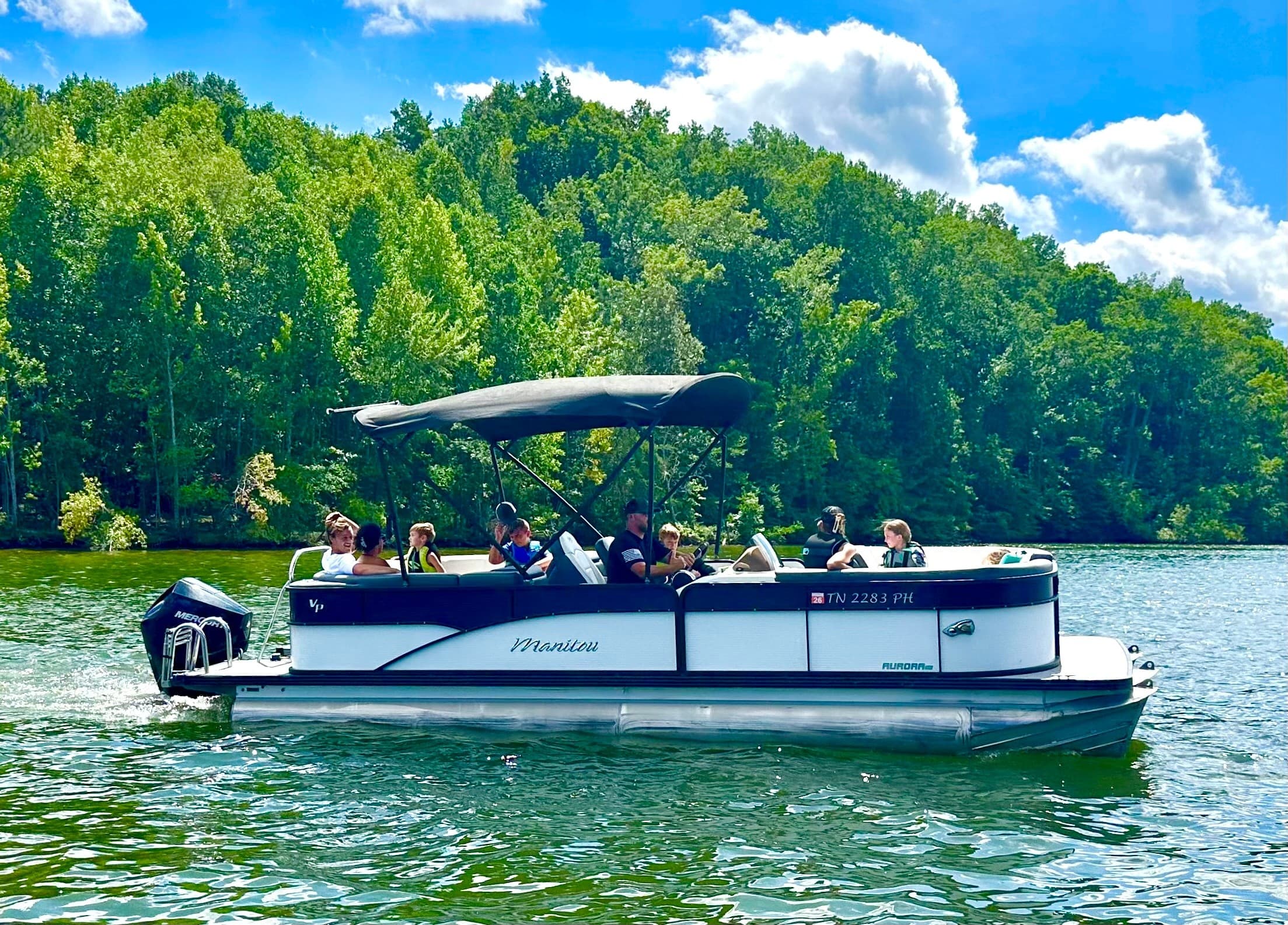 Manitou Aurora Tritoon: Family-Friendly Pontoon Rental on Tims Ford Lake