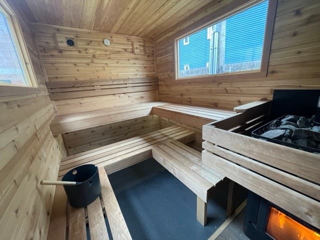 Wood-Fired Sauna & Cold Plunge at ROOMS&WORKS — Urban Contrast Therapy in NEW MARLBOROU photo 2