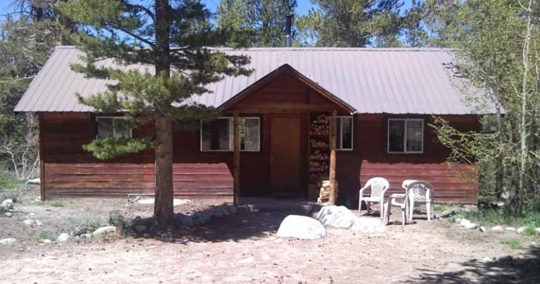 Cabin 10: Cozy Mountain Retreat in Mammoth Lakes