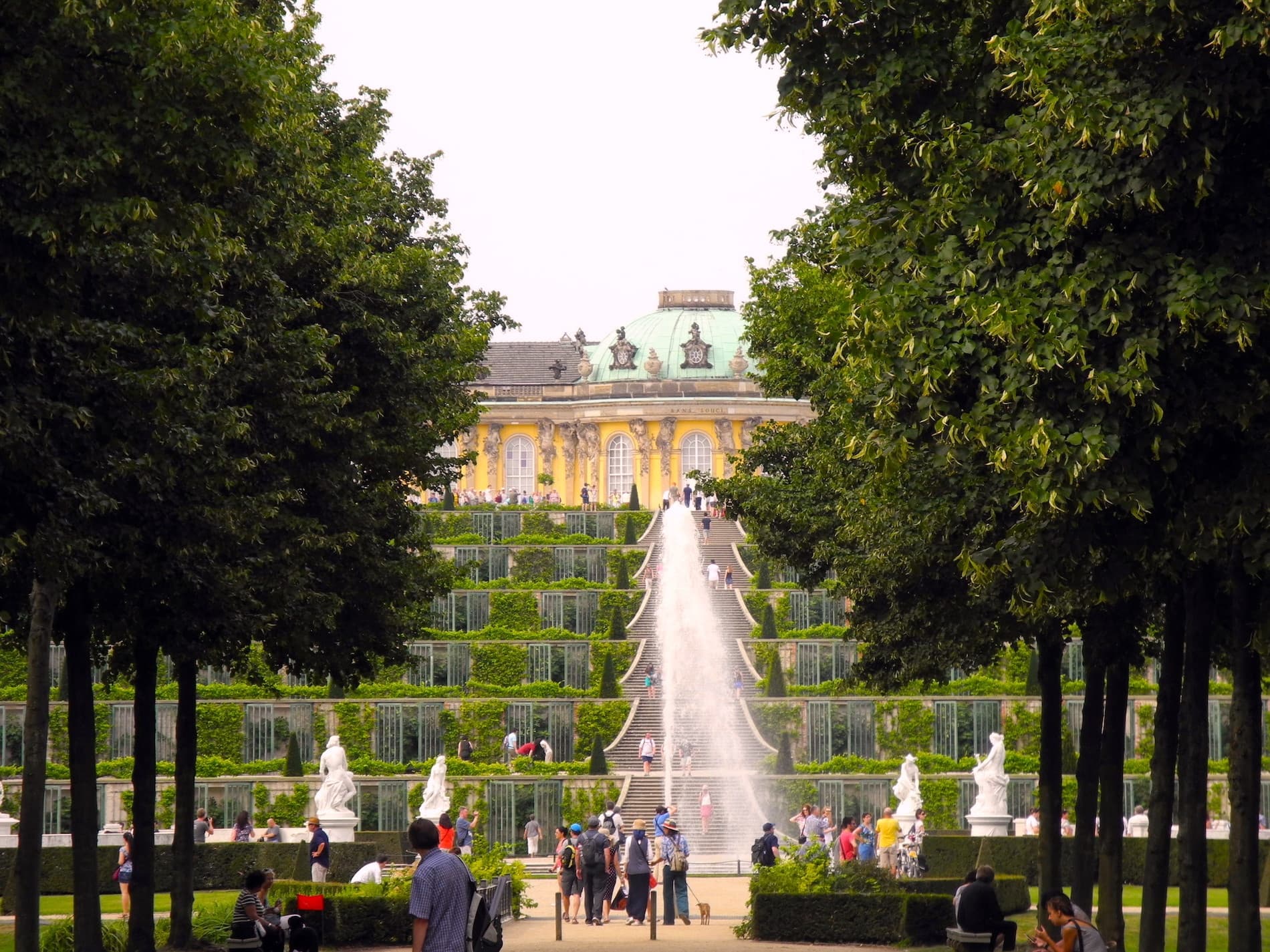 Pedal Through Potsdam: Private 5-Hour Bike Tour to Sanssouci, Glienicker Brücke & Babelsberg