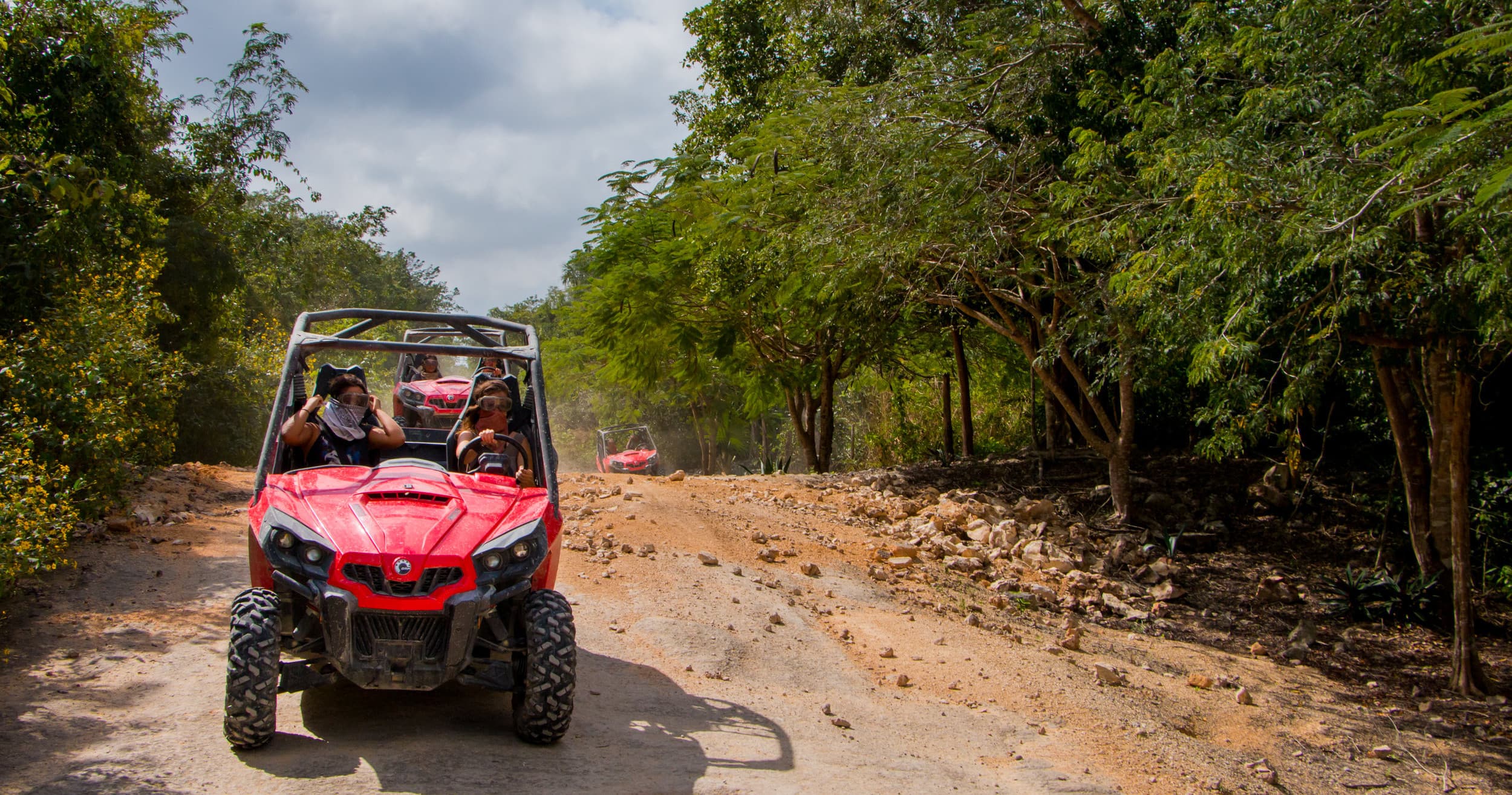 Jungle Buggy Tour team
