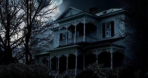 Twilight Ghost Tour in Denver: Explore Haunted City Secrets