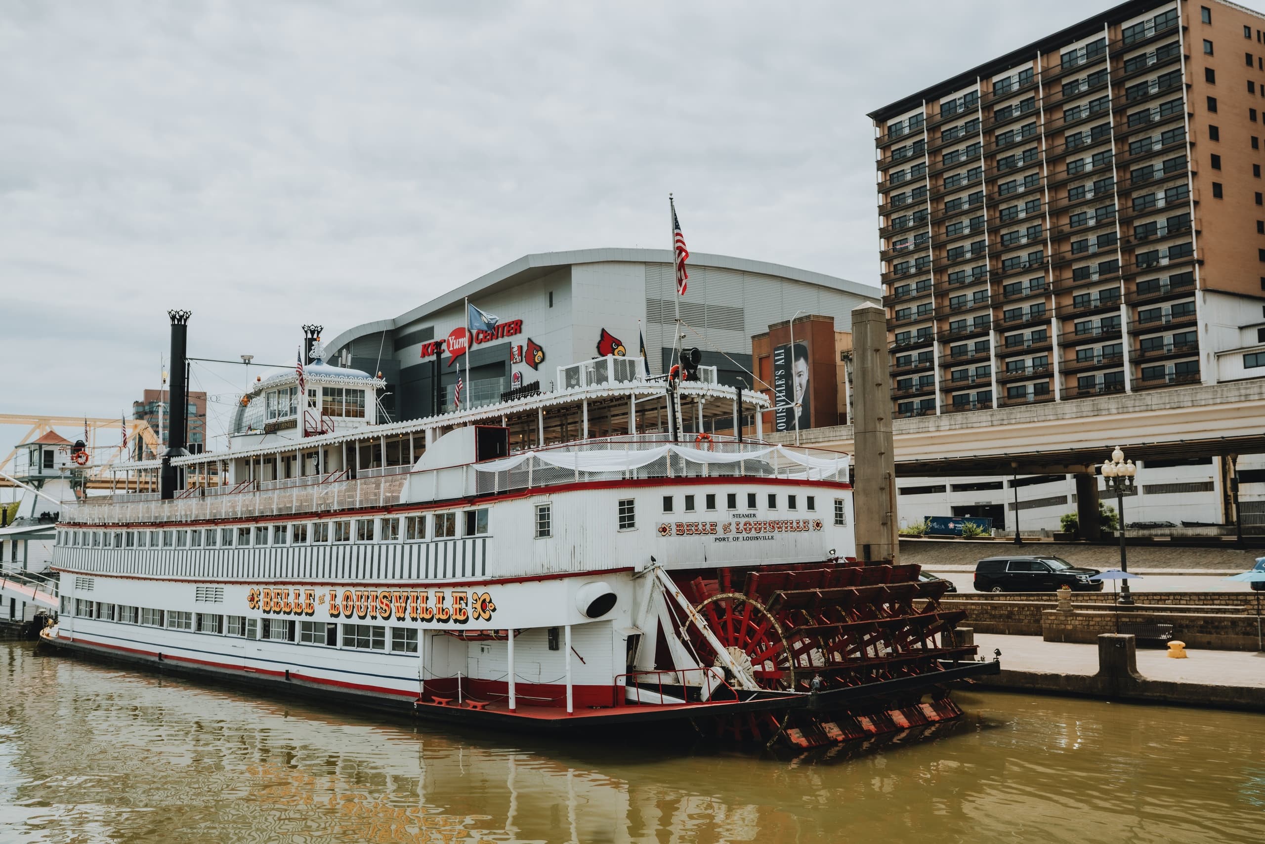 Riverfront Dinner Cruises with Belle of Louisville