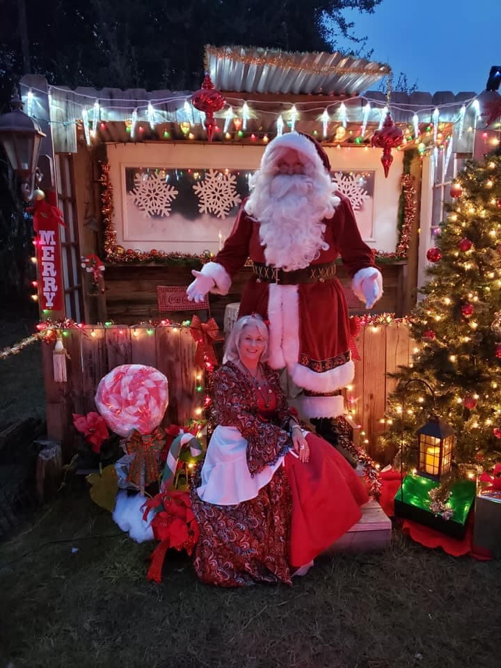 Nights of Lights Ride with Santa by The Tasting Tours photo 1