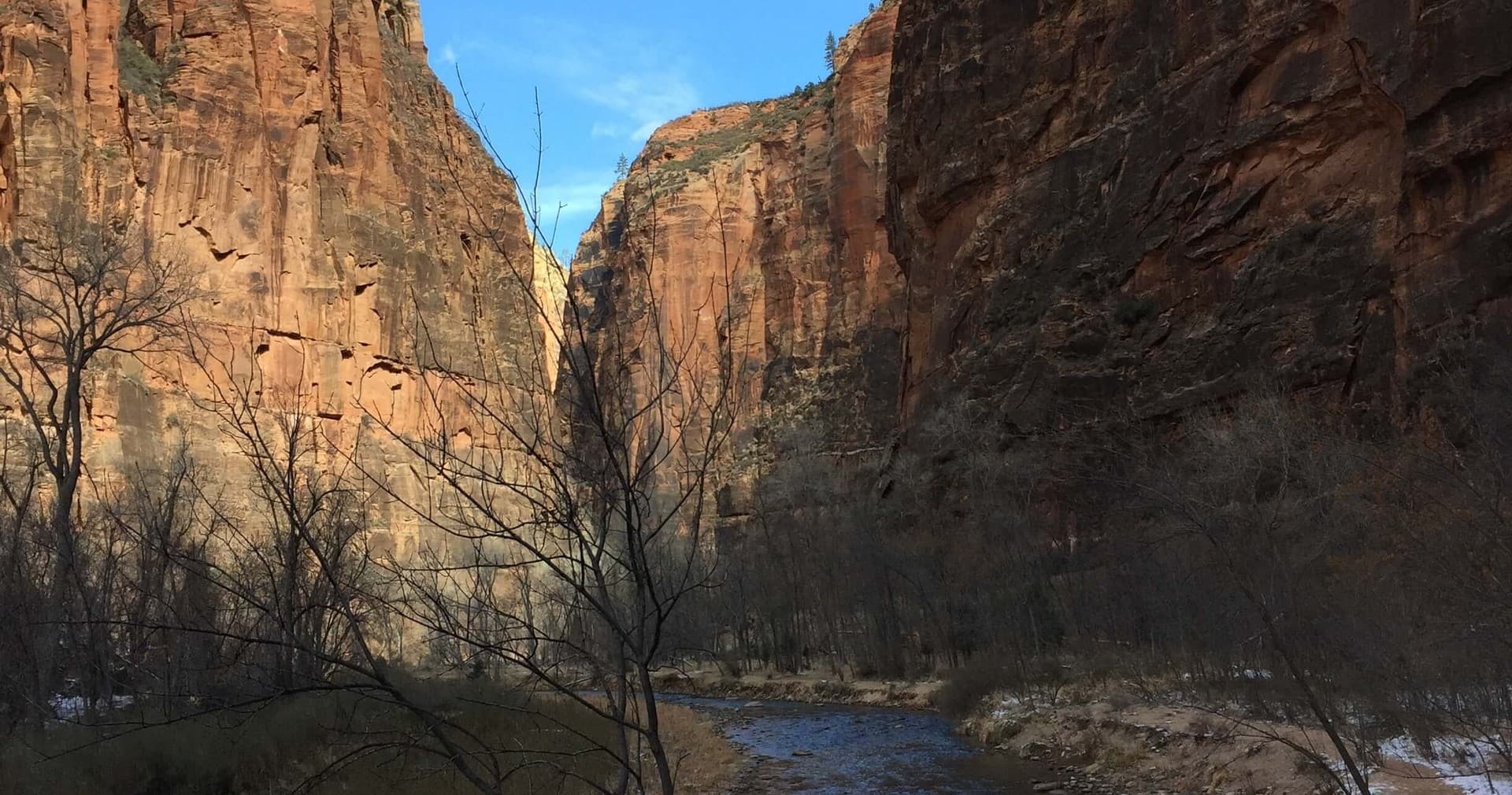 Zion Hiking Tour: Guided 5–7 Mile Hike Through Zion’s Main Canyon photo 2