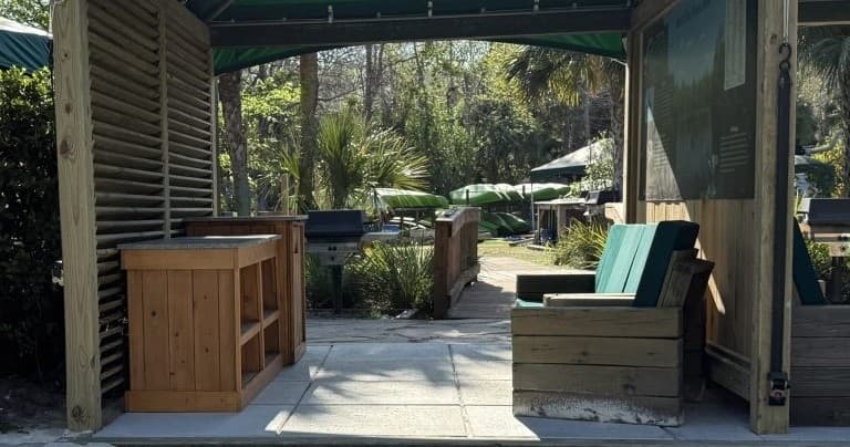 Relaxing Cabana Rental at Wekiva Island, Florida
