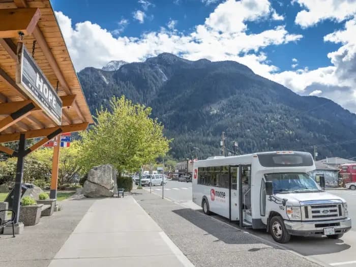 Roadrunner Tour (Operated by Moose Travel)