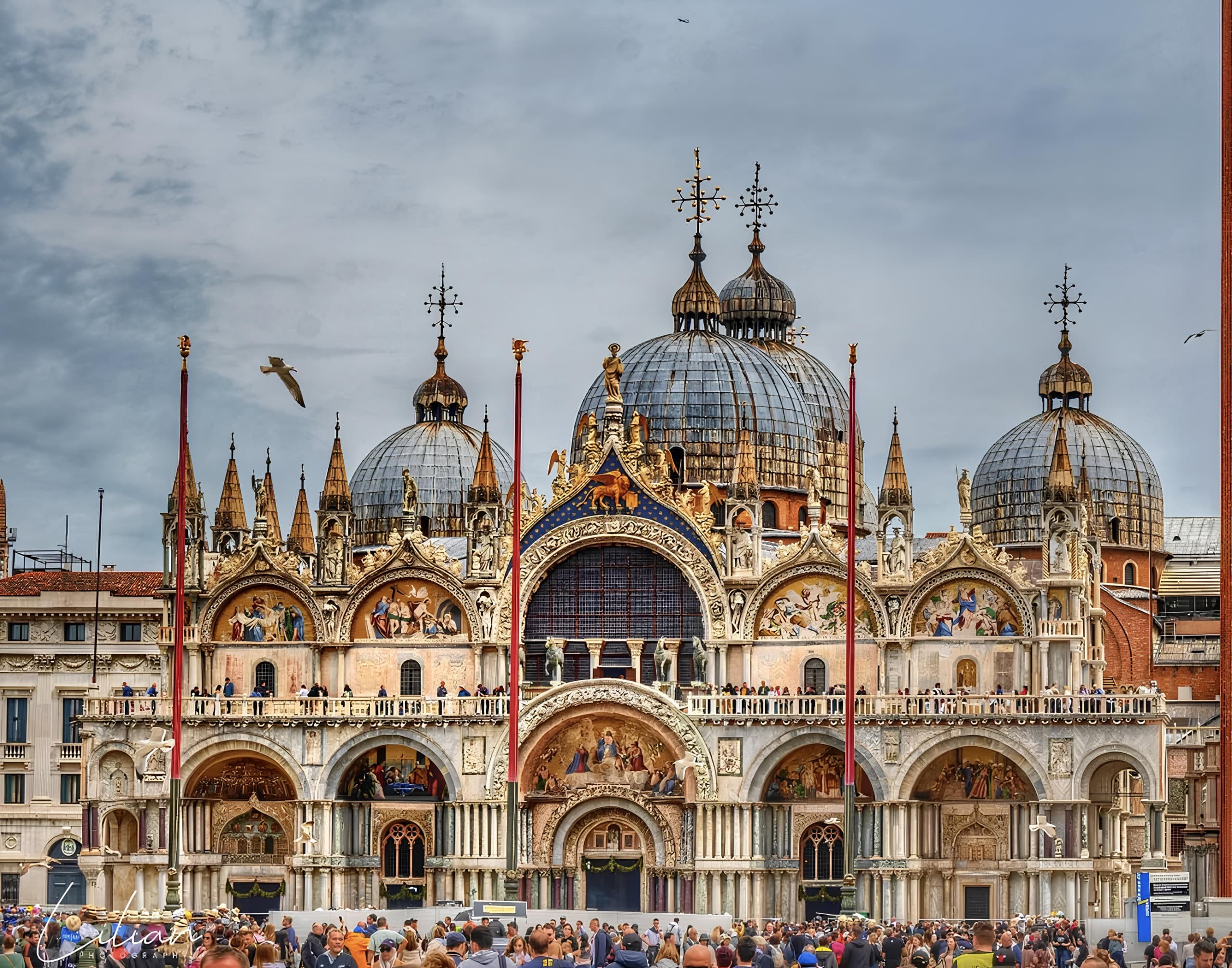 Explore Venice’s St. Mark’s Basilica: Guided Tour with Museum & Terrace Access