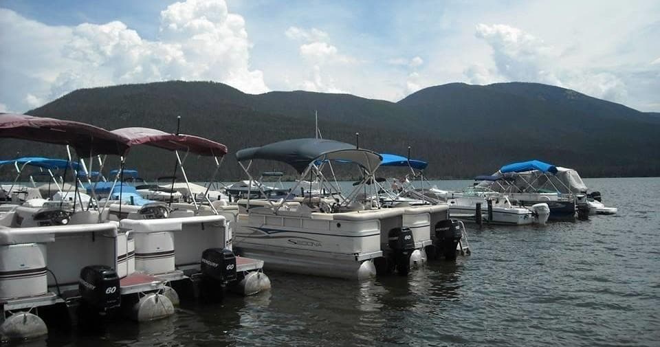 Explore Shadow Mountain Lake with a 20' Pontoon in Grand Lake