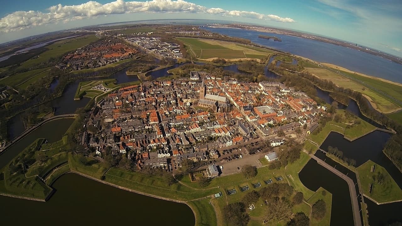 Private Muiderslot, Naarden & De Haar Tour: Castles, Canals & Tulips from Amsterdam photo 4