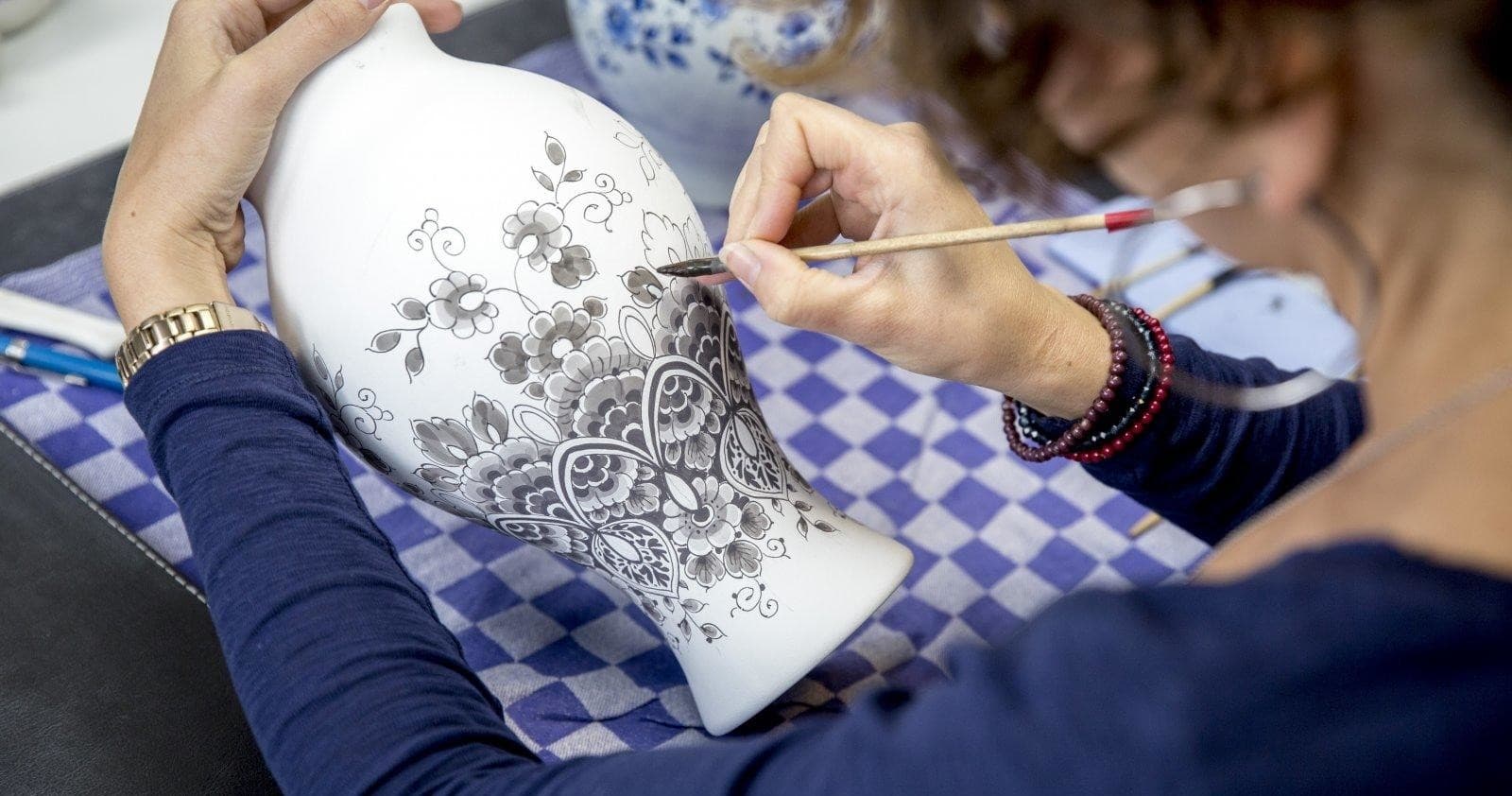 Create Your Own Delft Blue Tile: Unique Art Workshop in Amsterdam