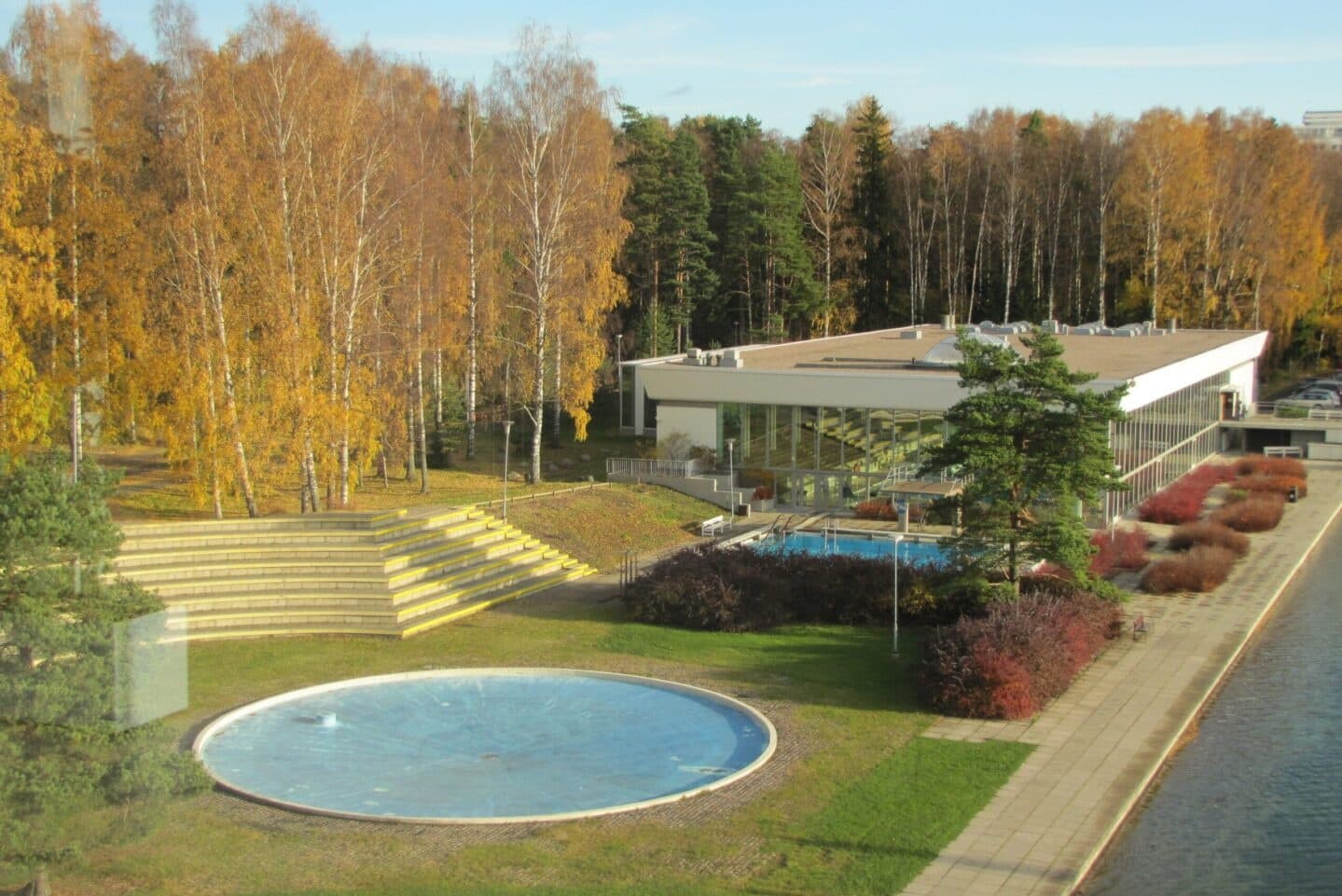 Architectural Walking Tour of Tapiola by Artchitectours in Espoo