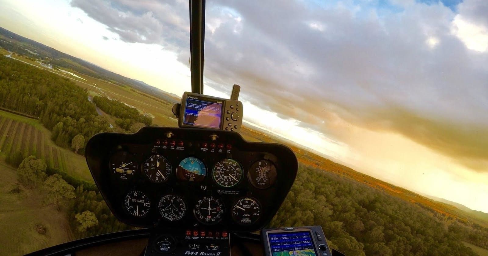 Water Activities & Gourmet Tours at Hunter Valley with Aero Logistics
