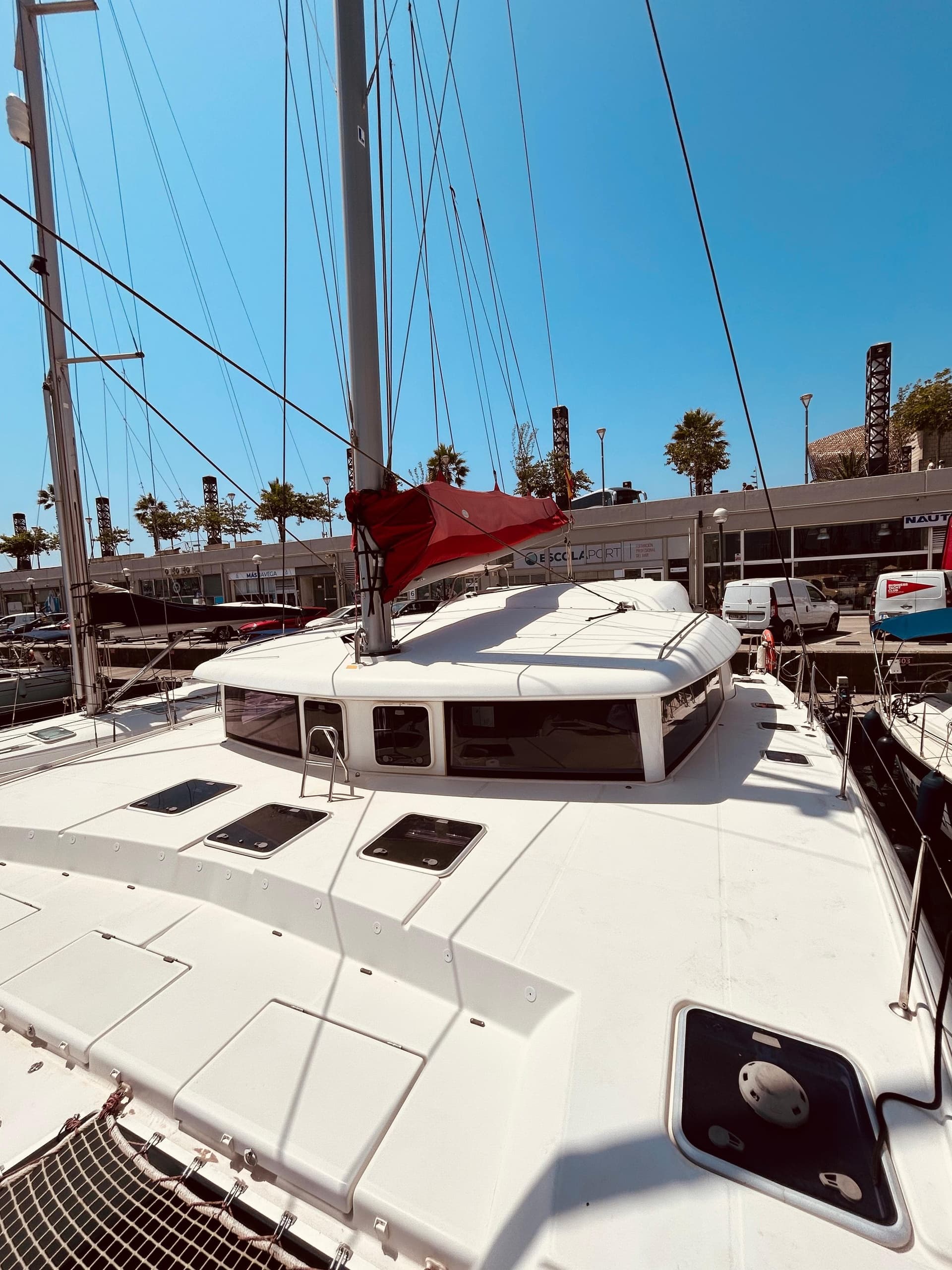 Barcelona Catamaran Cruise: 2-Hour Mediterranean Sail from Moll de la Marina photo 4