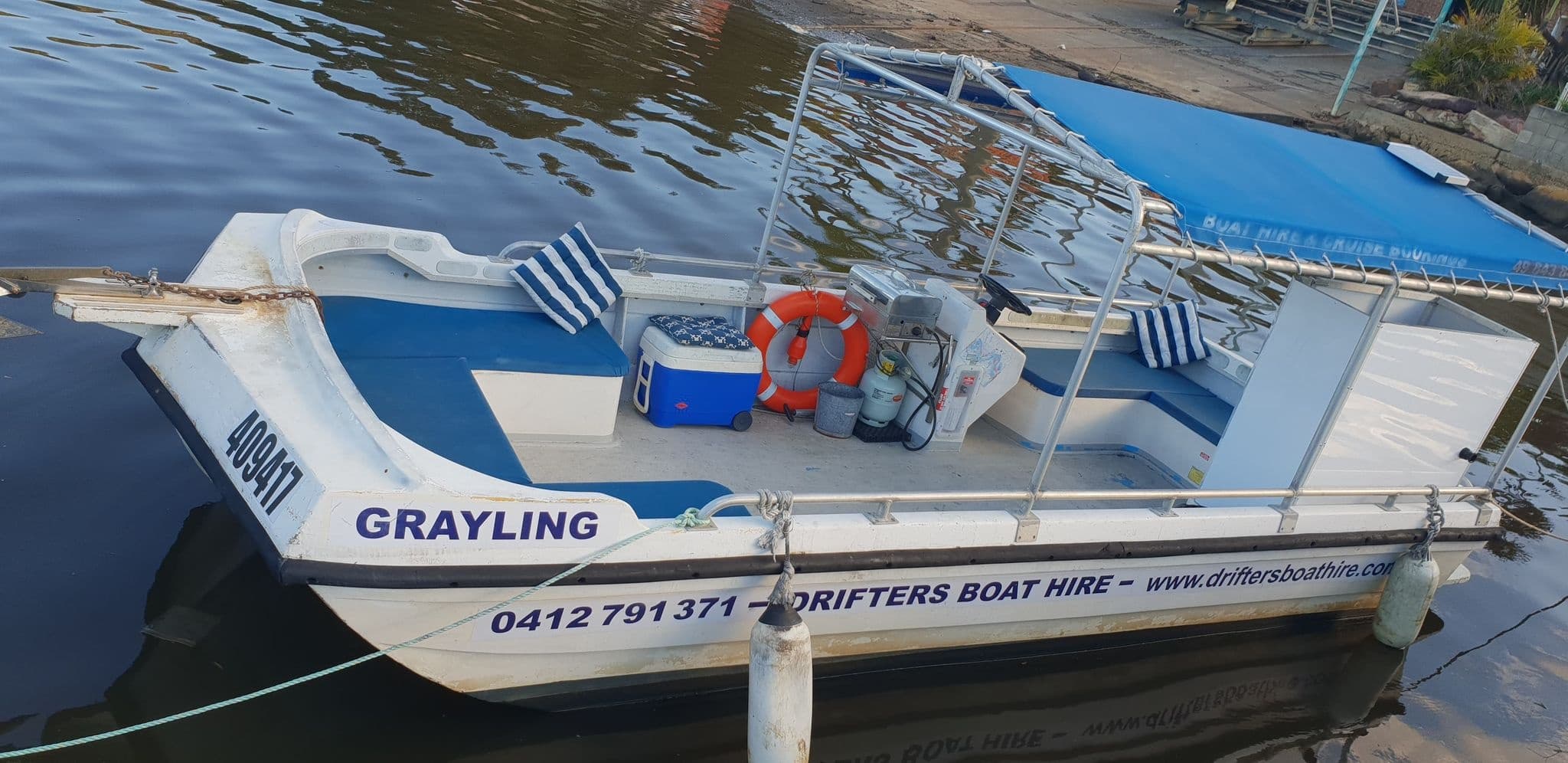 Water Activities with Drifters Boat Hire in Grayling