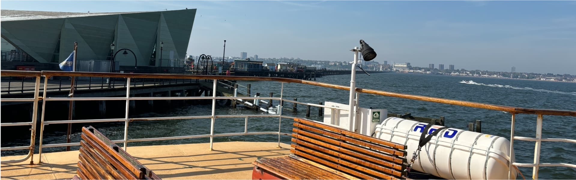 Water Activities: Jetstream Tours from Southend to Queenborough