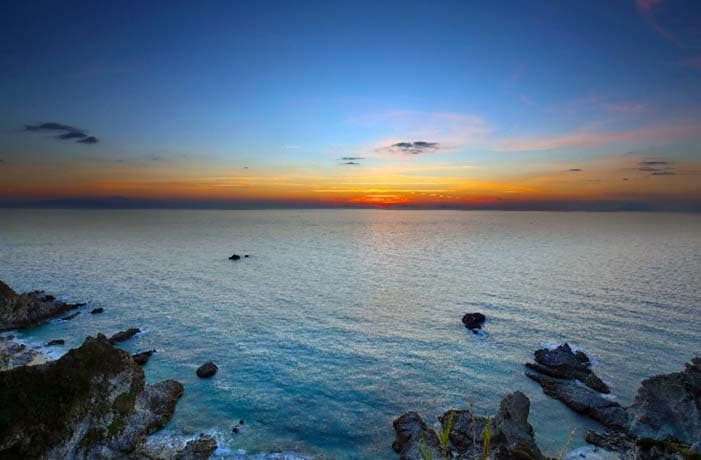 Sunset Sail Along Costa degli Dei: Private Romantic Cruise to Praia i Focu photo 3