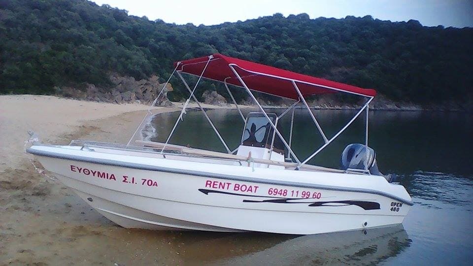 Boat Rental & Sea Adventures in Ouranoupoli with Rent a boat Lampou