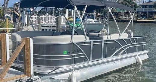 Boat Rentals at Hernando Beach Motel/Captain's Boat Rental